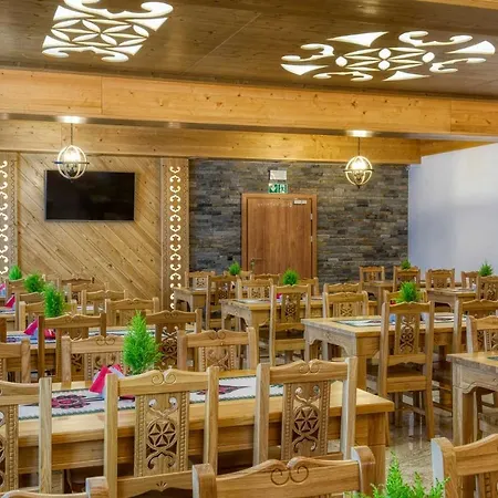 Alojamento de Acomodação e Pequeno-almoço Góralski Dworek Bialka Tatrzanska