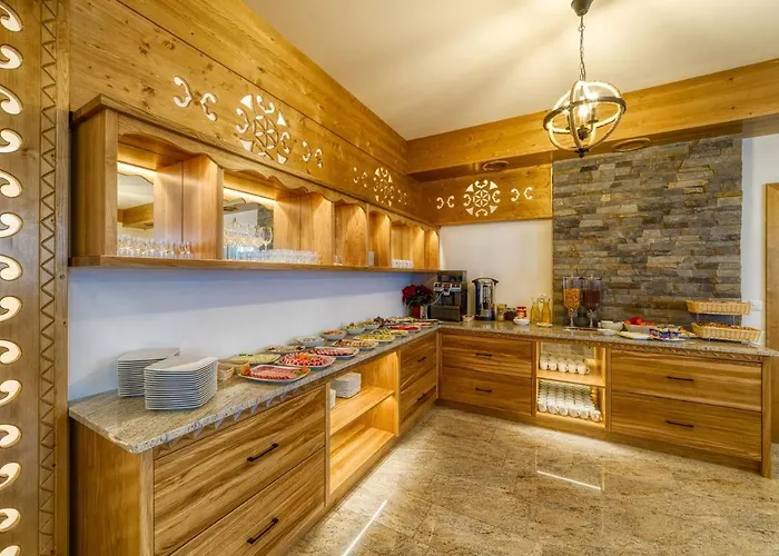 Nocleg ze śniadaniem Góralski Dworek 3*